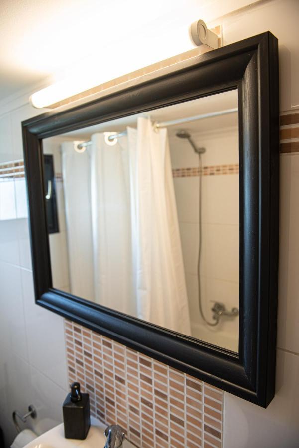 Grand Getaway Suite 300Mts From The Beach Peraía Exterior foto